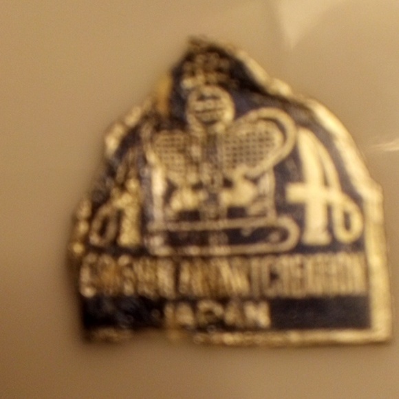 Vintage Porcelain Heart Shaped Jewelry Box- Japan - Picture 8 of 8